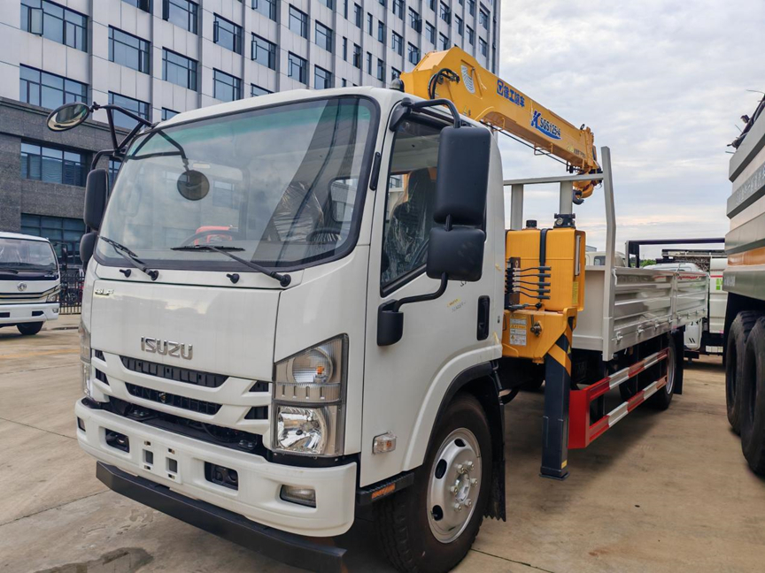 Автокран Isuzu 700P XCMG